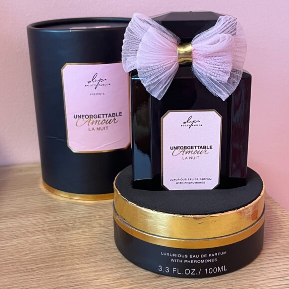 Unforgettable Amour La Nuit by Booty Parlor - Picture 2 of 7